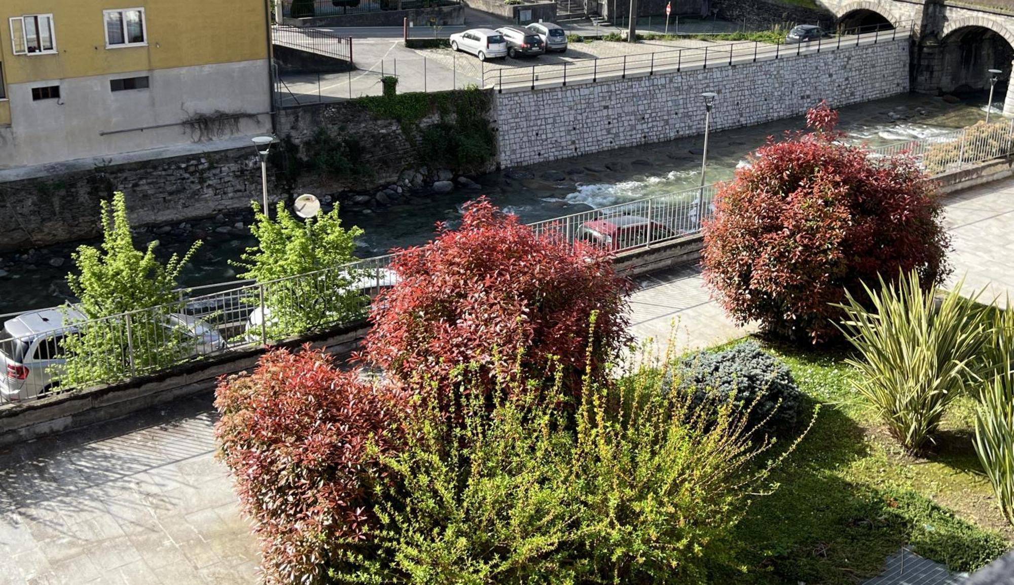 Lake And River Feelings - Dervio Apartment Exteriér fotografie